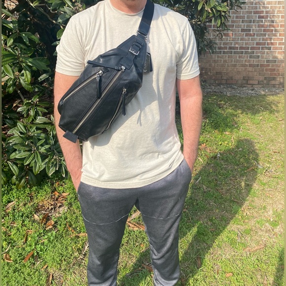 Coach Thompson Sling Pack 70360 HTF - Picture 7 of 12